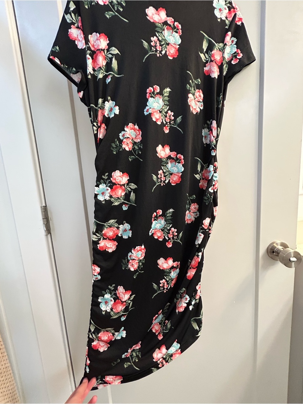 Hot Gal Black Stretchy Maternity Dress with Elastic Side Ruching